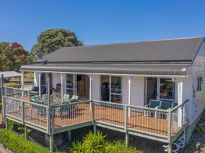 Harbour View Haven - Pauanui Holiday Home